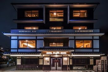 Hotel Front - Evening/Night