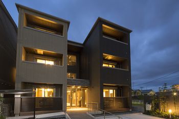 Hotel Front - Evening/Night