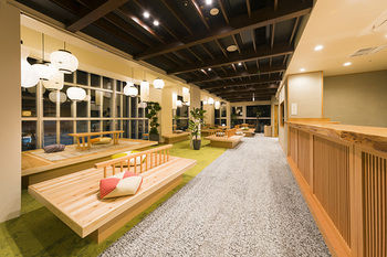 Hotel Lounge