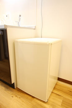 Mini-Refrigerator