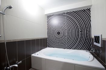 Jetted Tub