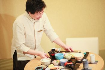 Room Service - Dining