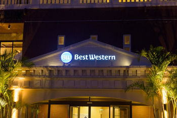 貝斯特韋斯特沖繩庫基海灘飯店 Best Western Okinawa Kouki Beach
