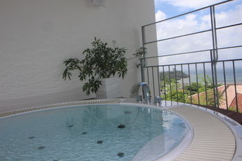 Jetted Tub
