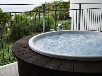 Jetted Tub