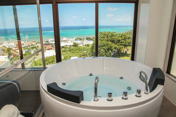 Jetted Tub