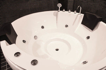Jetted Tub
