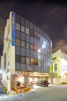 Hotel Front - Evening/Night