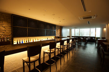 Hotel Bar