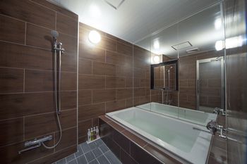 Jetted Tub