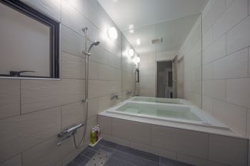 Jetted Tub