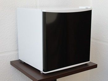 Mini-Refrigerator