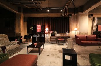 Hotel Lounge