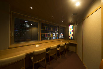 Hotel Bar