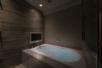 Jetted Tub