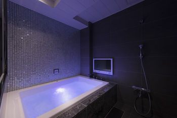Jetted Tub