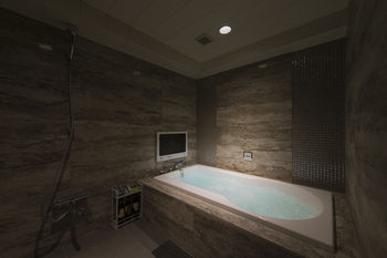 Jetted Tub