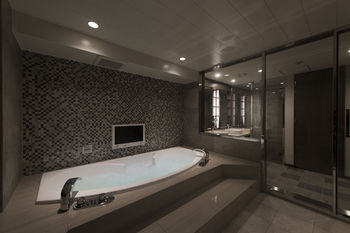 Jetted Tub