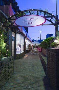 Cafe
