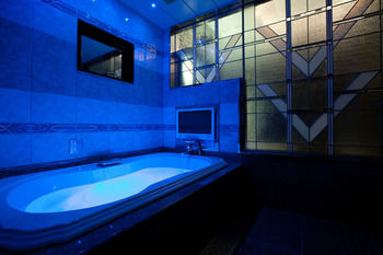 Jetted Tub