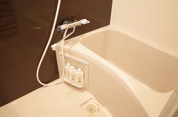 Deep Soaking Bathtub