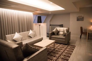 In-Room Kitchenette