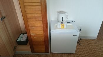 Mini-Refrigerator