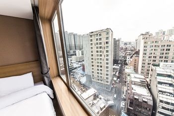 Guestroom View