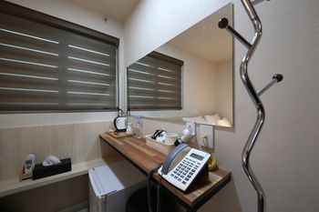 Mini-Refrigerator