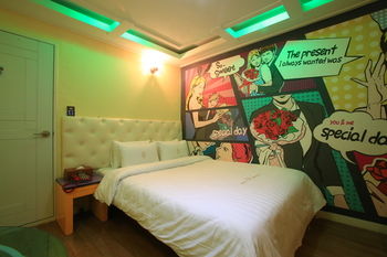 Guestroom