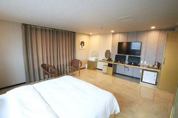 In-Room Amenity