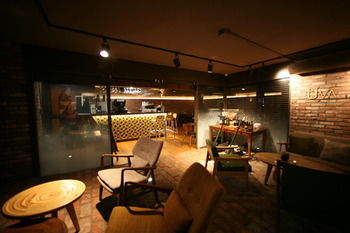 Hotel Lounge