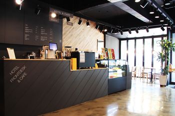 Check-in/Check-out Kiosk