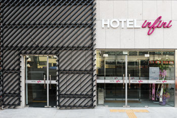 Hotel Front