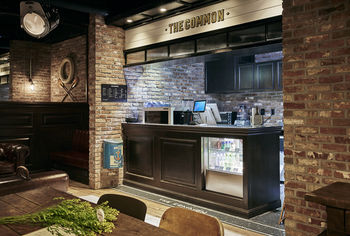 Food Court