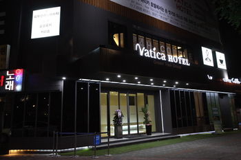 Hotel Front - Evening/Night