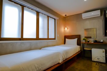Guestroom