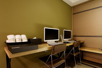In-Room Business Center