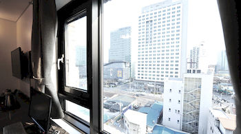 Guestroom View