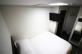 Guestroom View