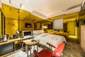 Guestroom