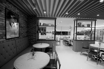 Cafe