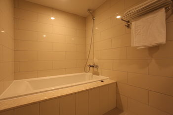 Jetted Tub