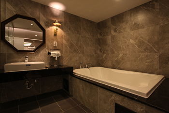 Jetted Tub