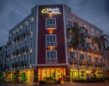 克拉希克飯店 Qlassic Hotel