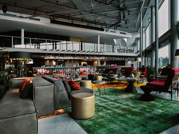Hotel Lounge