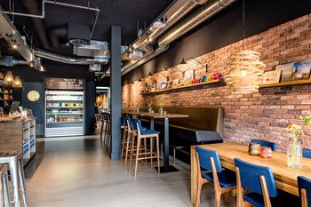 Cafe