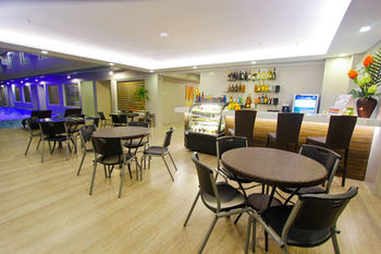 Poolside Bar