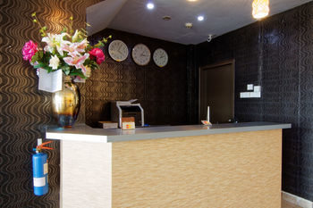 Check-in/Check-out Kiosk