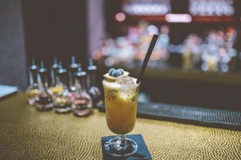 Hotel Bar
